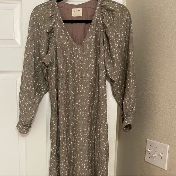 Mirth Dress - Picture 4 of 14